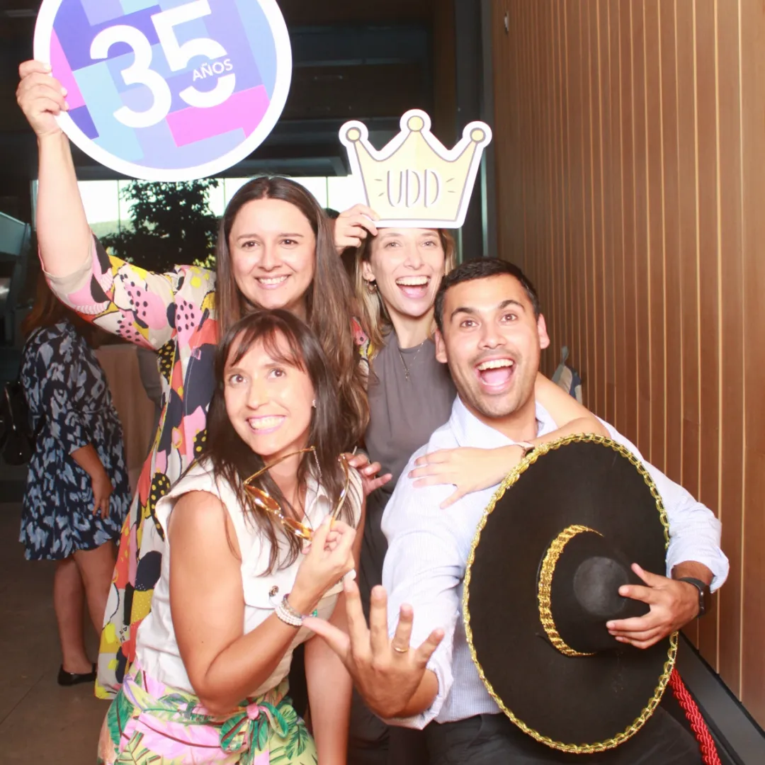 Con festa, toda Photobooths es tecnología, diversión y recuerdos que duran para toda la vida