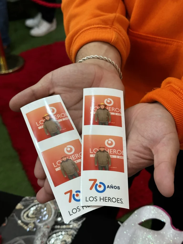 Las fotografías impresas duran hasta 100 años por la alta tecnología que trabajamos en FESTA.