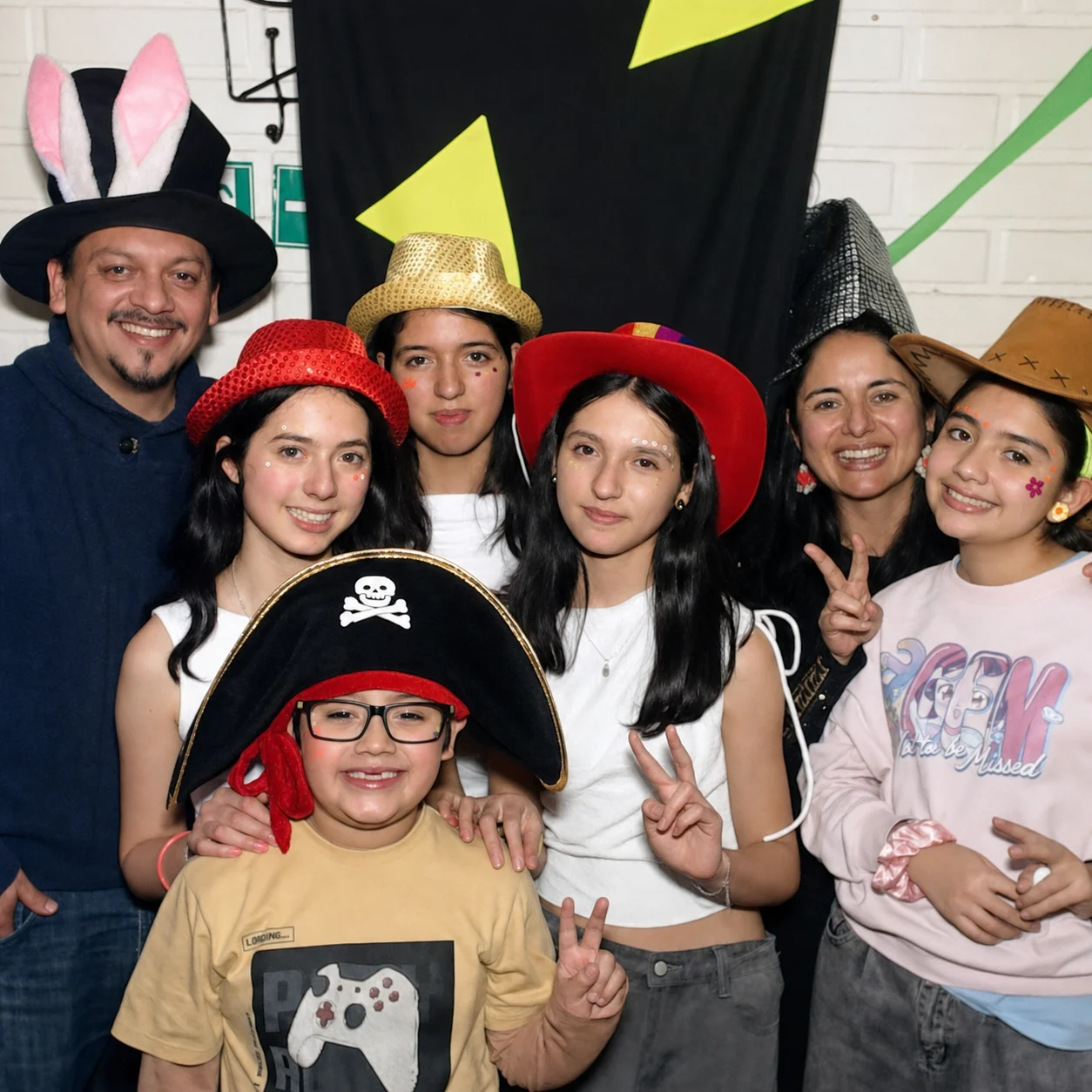 Fiesta de cumpleaños con espejo mágico