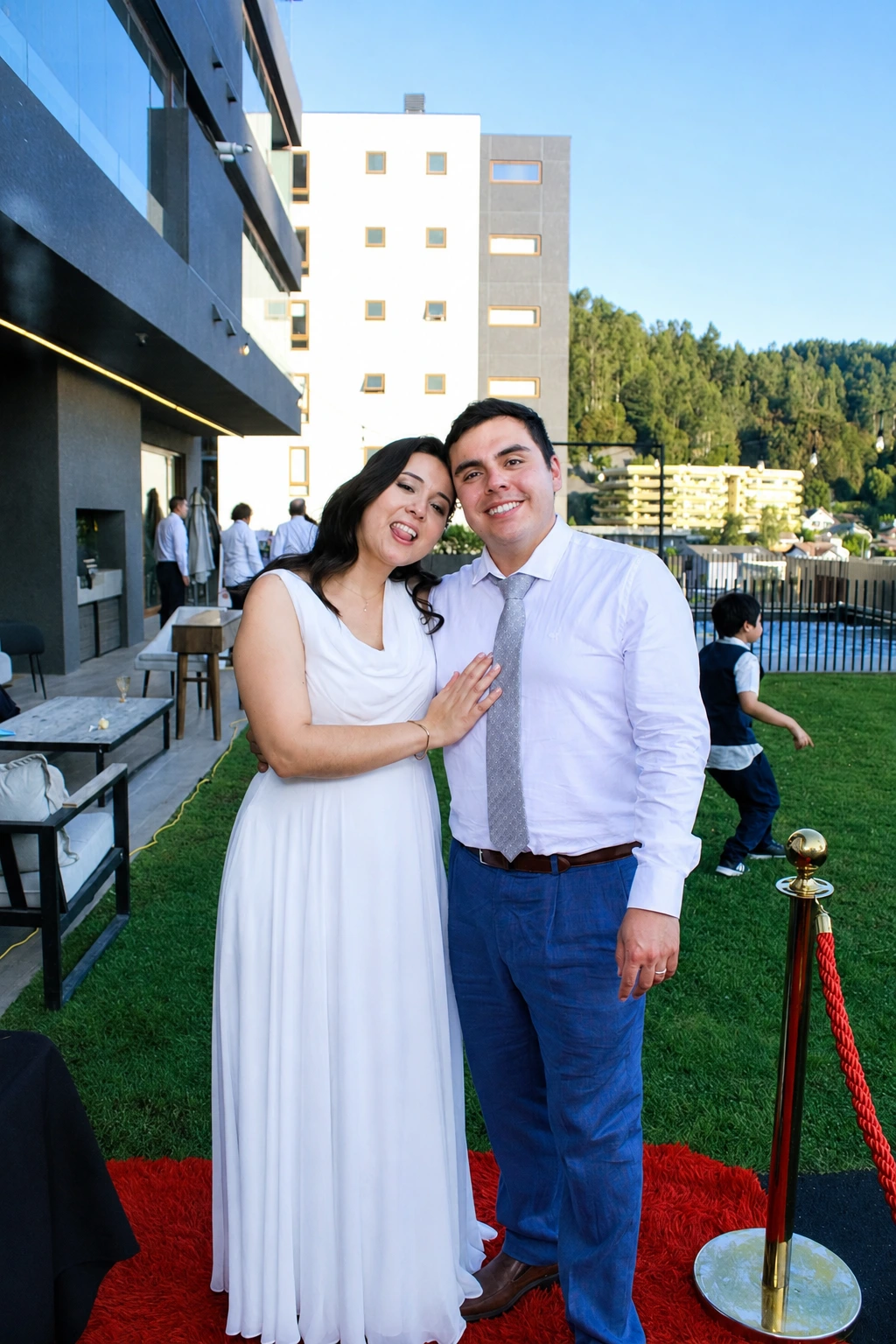 Novios celebrando su matrimonio - Festa Concepción